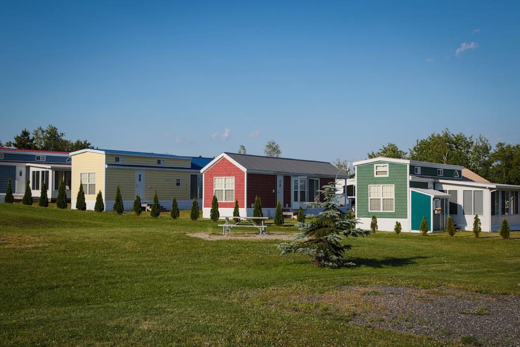 Narrows Too Camping Resort Loft Cottage 12 Trenton Exterior photo